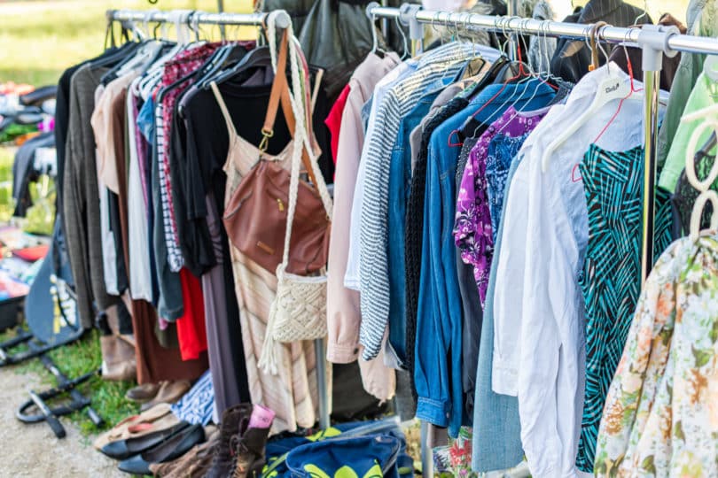 Frauenflohmarkt Mädchen Klamotte in der Grugahalle in Essen