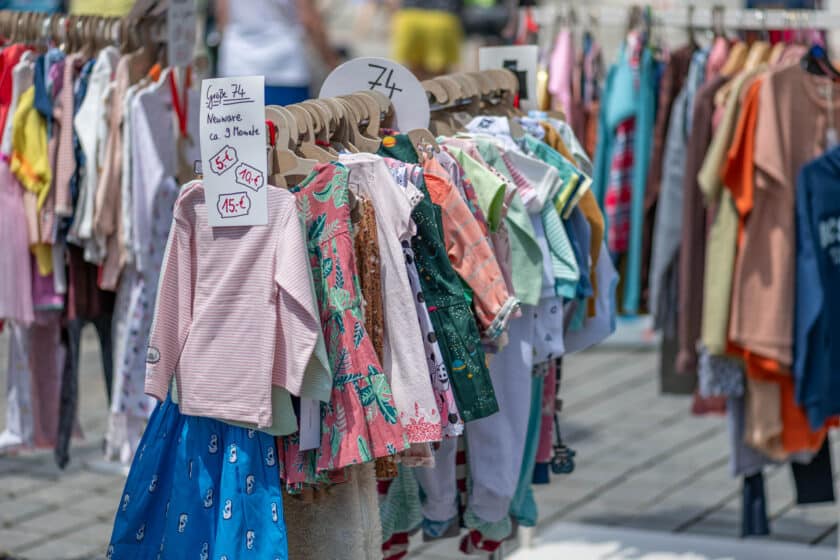 Flohmarkt rund ums Kind in der Kita Farbenreich in Bonn Lengsdorf