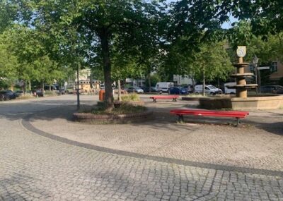 Familientrödel mit Hausrat auf dem Ludwig-Beck-Platz